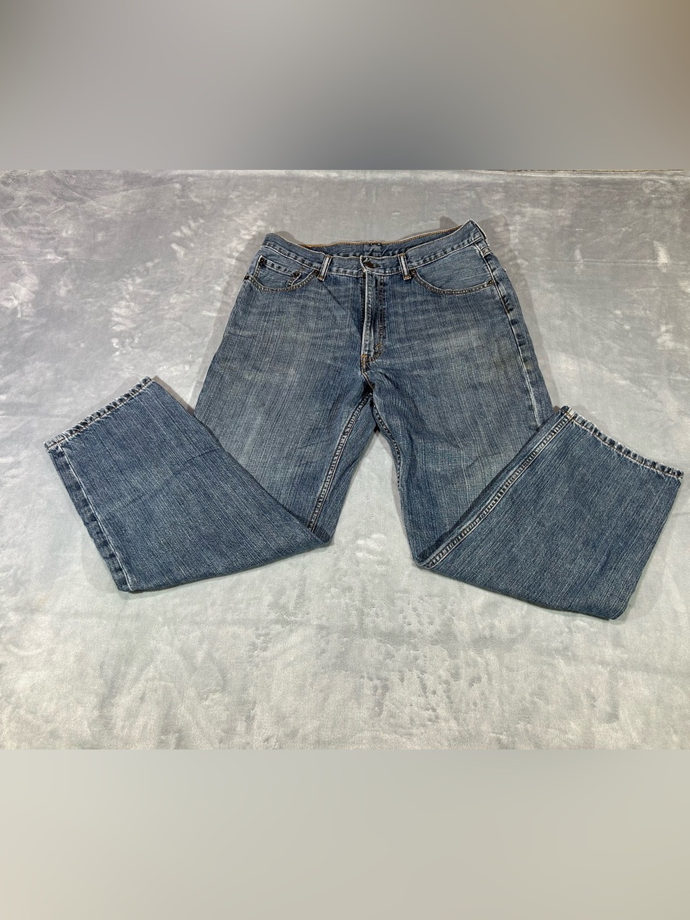 Levi’s 550 Denim Jeans Pants 36x32 Levi Strauss &Co 100% Cotton Medium Wash Blue